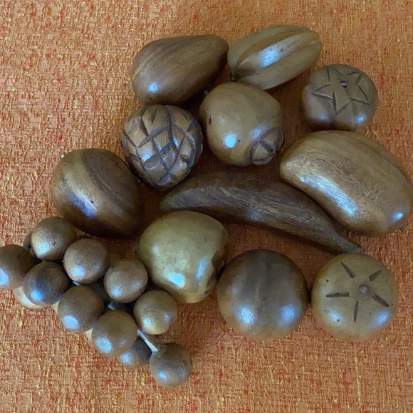 VINTAGE ‘70s Dolphin Monkey Pod Fruit Bowl - Picture 4 of 11